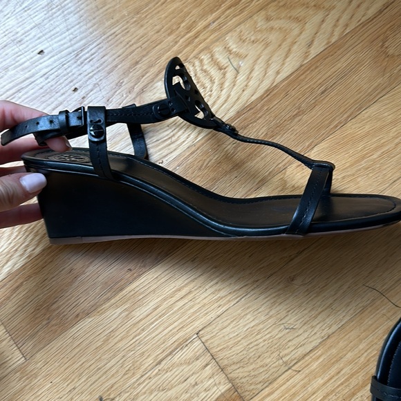 Tory Burch wedge Sandles - Picture 2 of 3